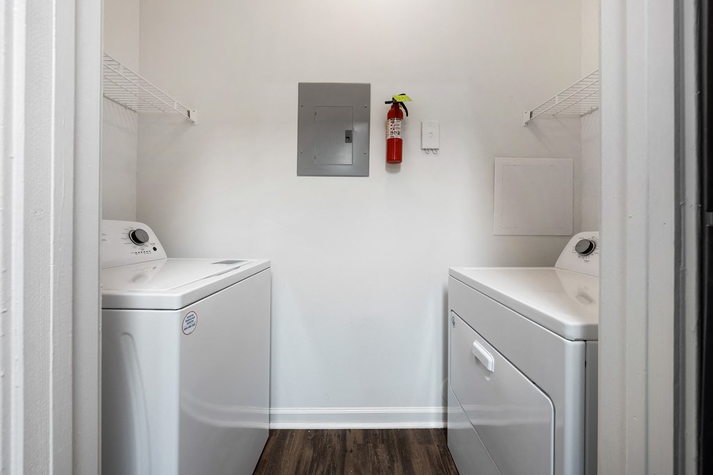 Laundry Room at Chace Lake